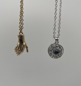 Hold She On Your Hand Magnetic Hand&Sun 100 languages I Love You Necklaces