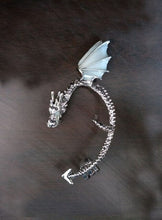 Load image into Gallery viewer, Fashion Cool Luminous Dragon Ear Cuff Clip
