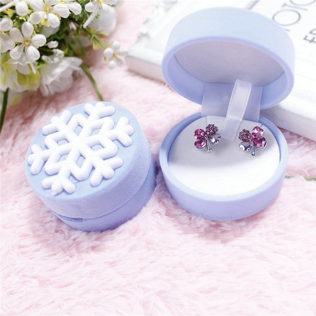 Fashion Velvet Shell Crown Jewelry Box