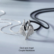 Cargar imagen en el visor de la galería, Devil And Angel Wings Pendant Magnetic Necklaces
