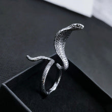 Load image into Gallery viewer, Punk Cobra Ring Snake Rings Personality Animal Ring
