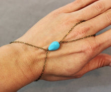 Cargar imagen en el visor de la galería, Slave Bracelet Boho Finger Bracelet Ring Chain Attach Friendship Bracelet
